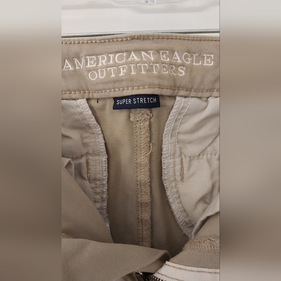 American Eagle Outfitters Super Stretch Skinny Fit Khaki Pants Size 8 Short - Picture 2 of 7